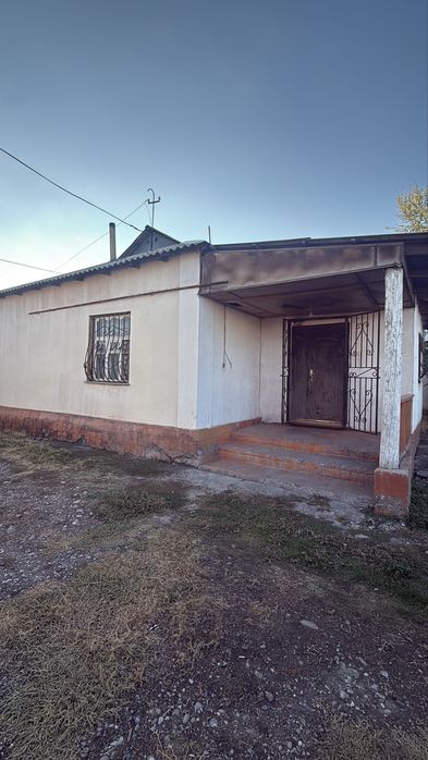Уй сатылады , продам дом