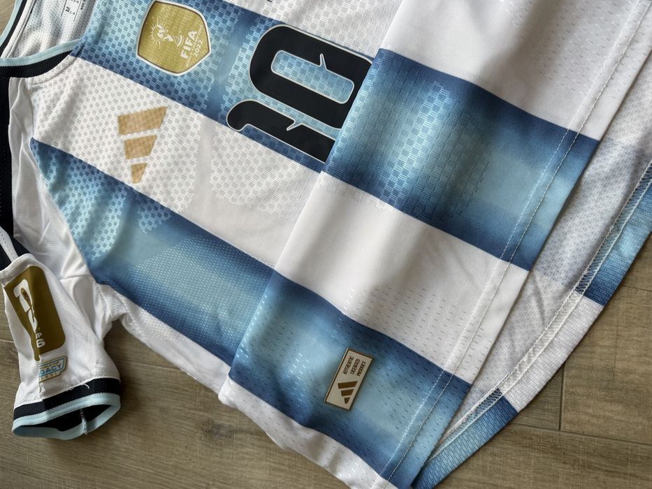 Tricou de fotbal Adidas Argentina Messi 10 finala vs Spania Leo Messi 10 marime M nou