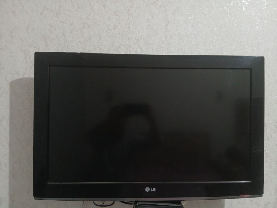 LG televizor sotiladi