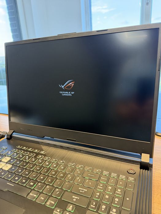Laptop Gaming Asus Rog Strix G731GT