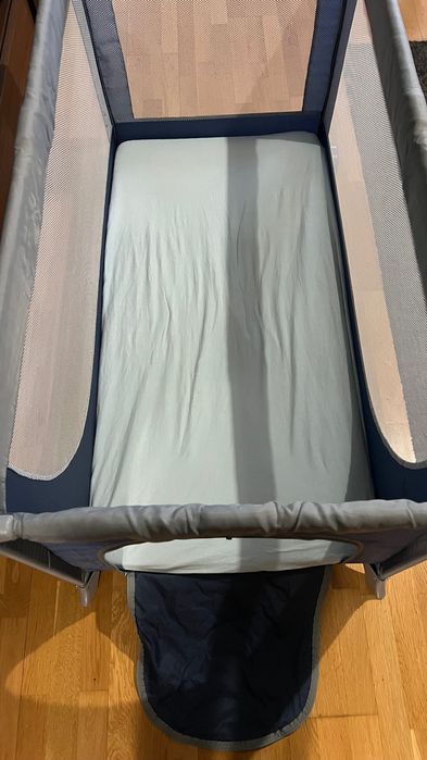 țarc de joacă cu saltea