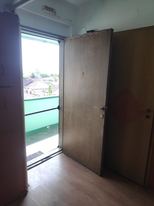 Inchiriez ap 2 camere Magheru
