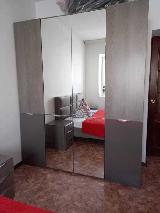 продам спальный гарнитур бу Россия