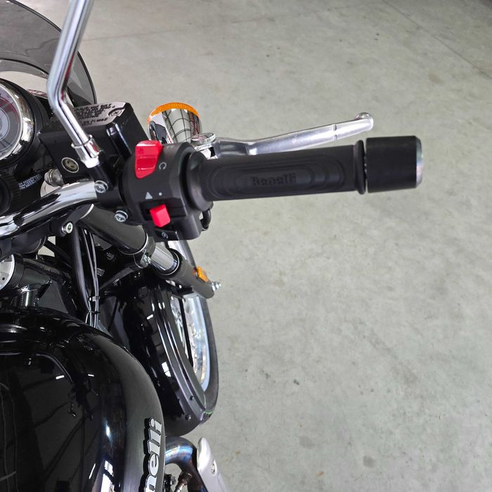 Motocicleta Benelli Imperiale 400 ABS | BNBF68439 | motomus.ro