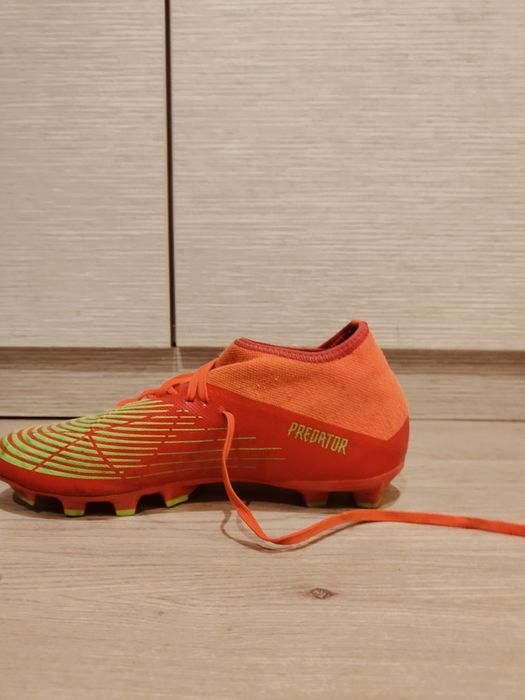 Футболни бутонки Adidas