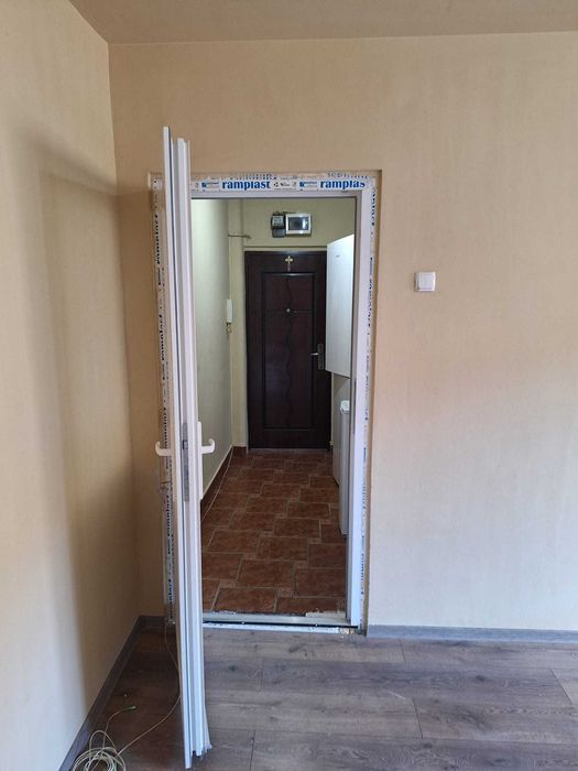 Apartament 2camere semidecomandat