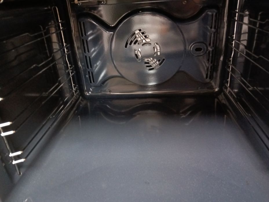 Чисто нова печка за вграждане Privileg 2 години гаранция!