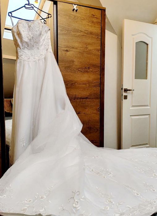 Rochie SPECTACULOASA de mireasa !