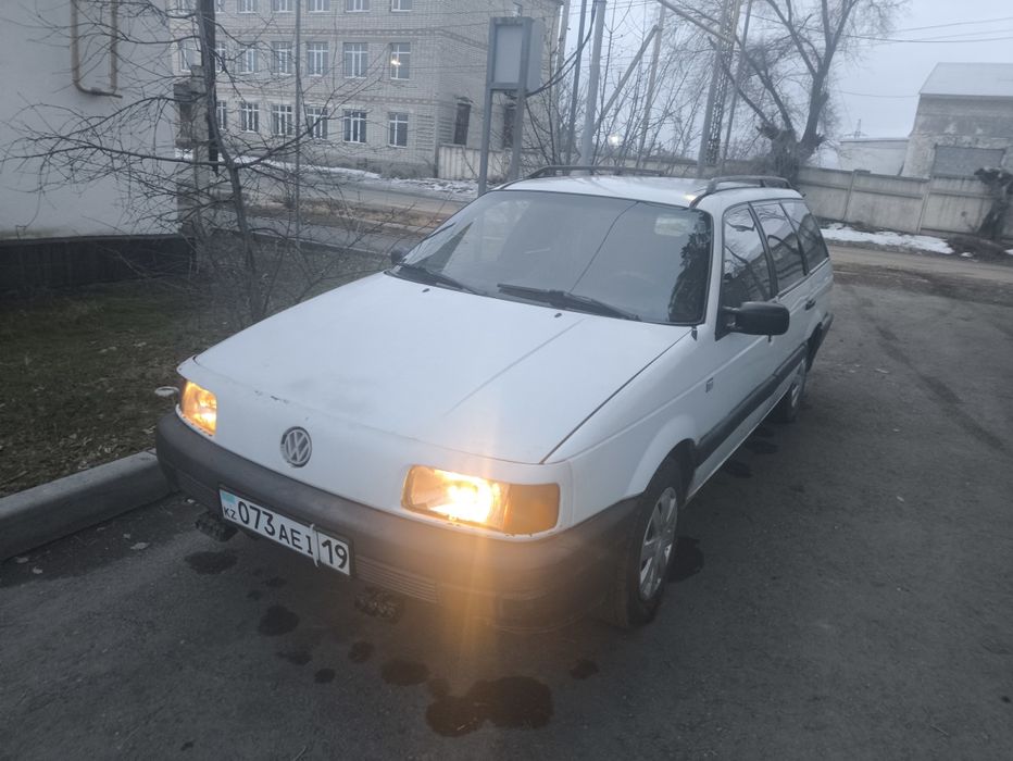 Продам пассат б3 1.8