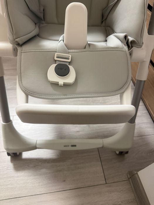 Бебешки стол за хранене Peg Perego