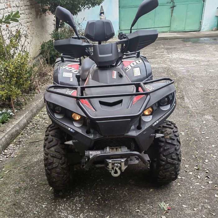 De vânzare ATV Linhai 300 S– 3000€ ușor negociabil