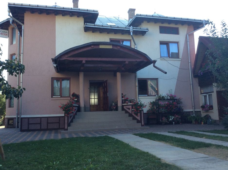 Vilă ultracentrală Gura Humorului | 6 dormitoare | Ideal pensiune / investiție