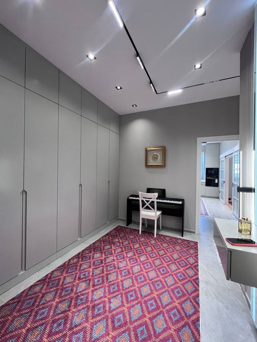 Продам 3 комн. квартиру