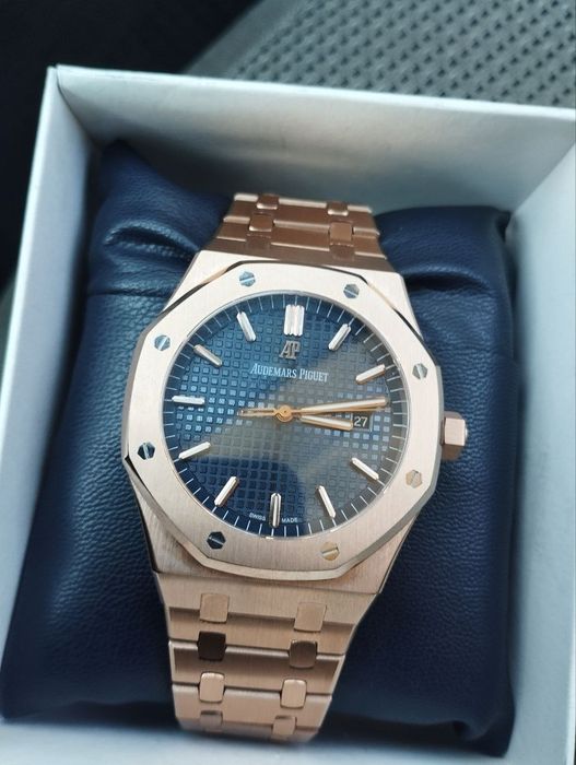 Часы оригинальное