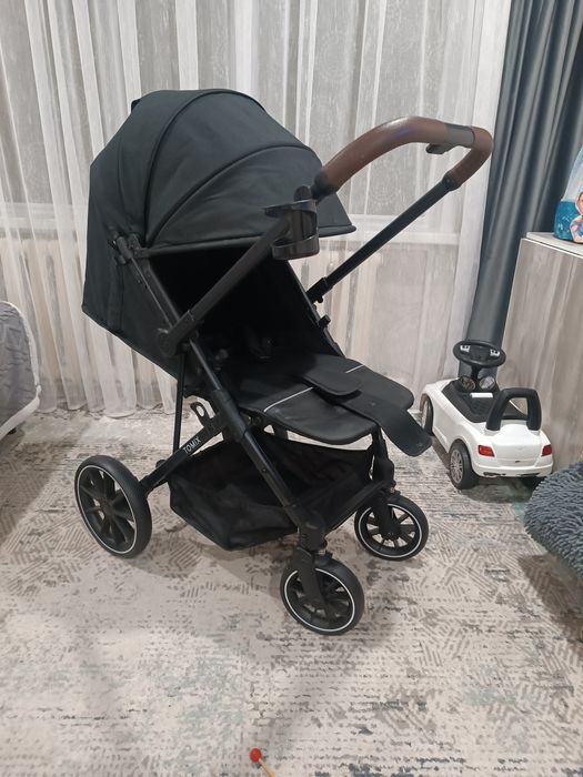 Продам детскую коляску