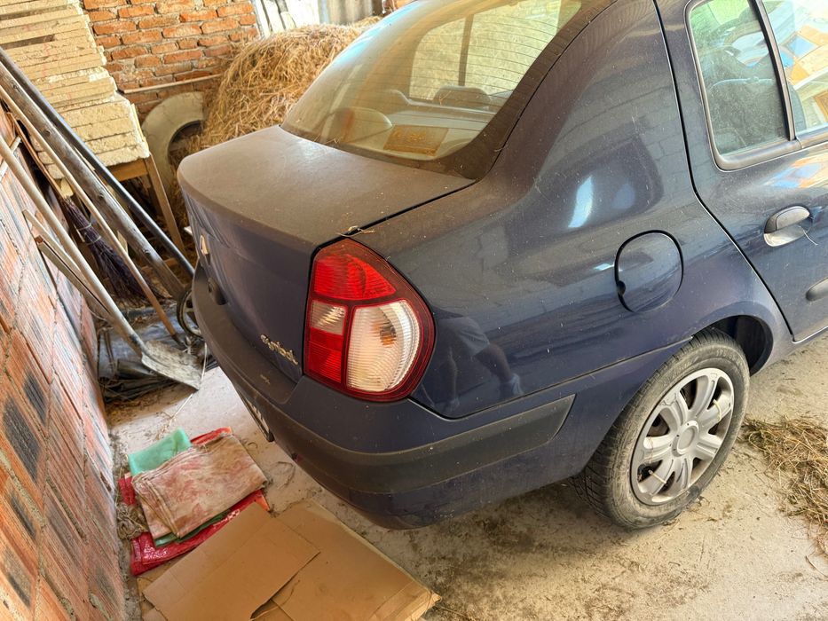 Renault Clio Symbol 1.5 dCi (82CP) (2006) – UNIC PROPRIETAR – Aer Condiționat