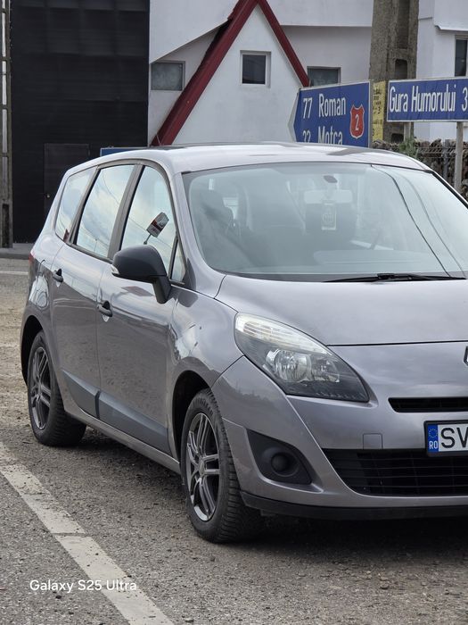 Renault Grande Scenic