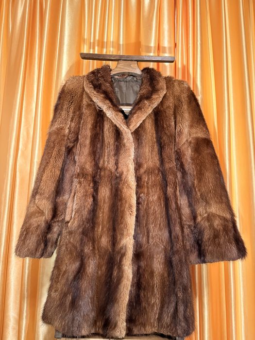 Haina blana naturala de bizam