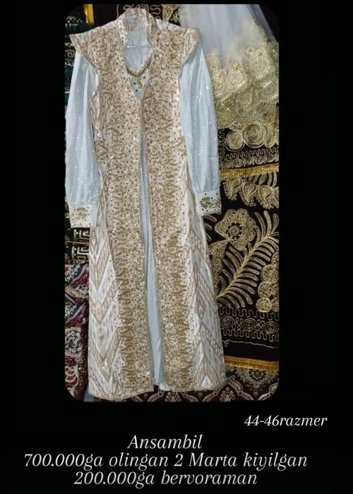 Ayollar kiyimi sotiladi yangidek