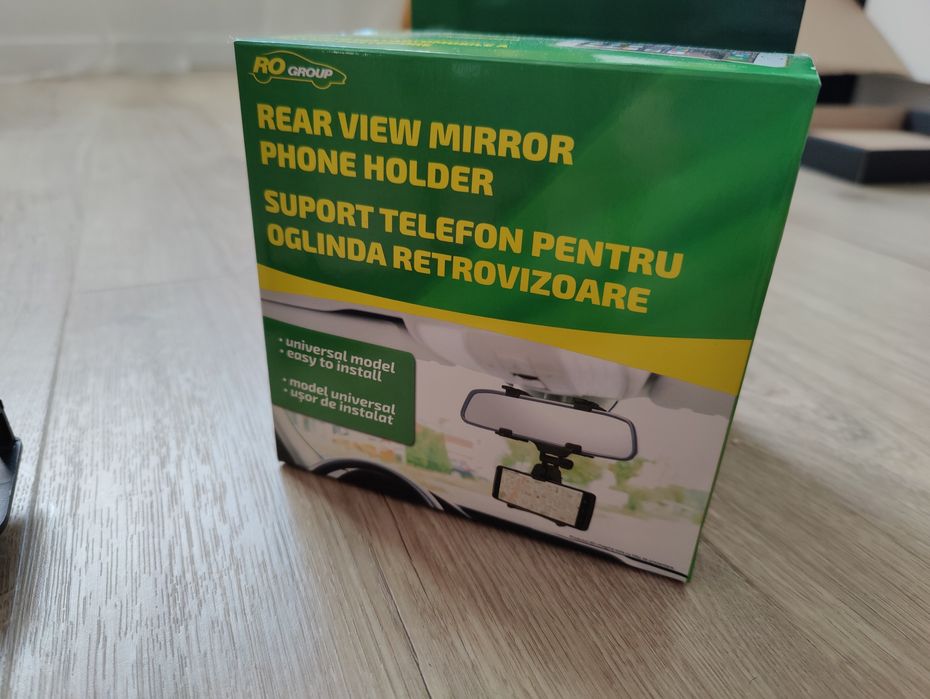 Suport universal de telefon