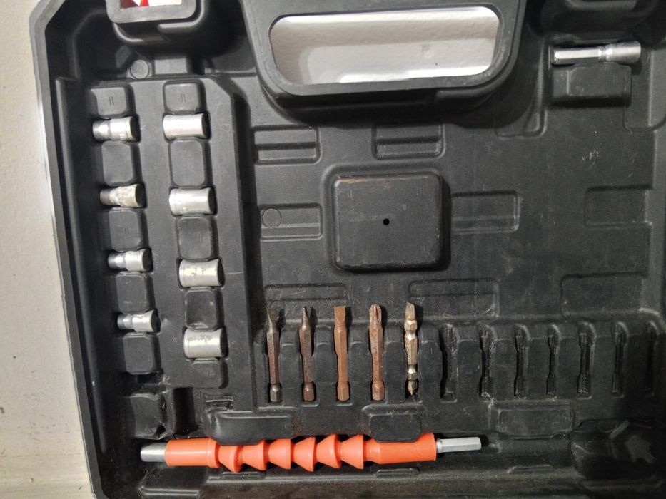 Продам шуруповёрт