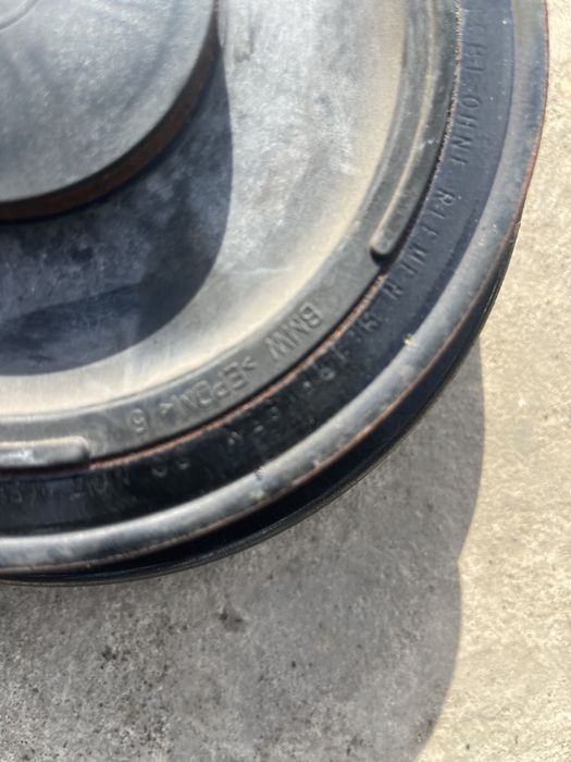 Демпферна шайба бмв ф10 ф11 258 конски сили 530д f10 f11 530d 530xd