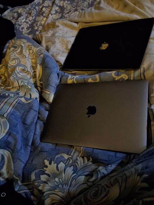 Macbook air Mq 8/256