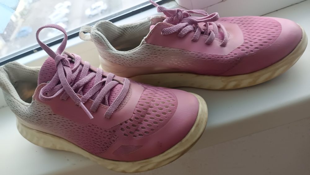 Кроссовки унисекс 36 размер