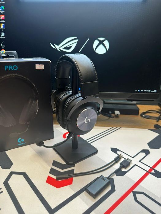 СРОЧНАЯ ПРОДАЖА Logitech g pro наушники