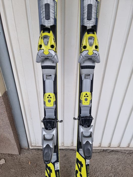 Ски висок клас Fischer RC4 с автомат