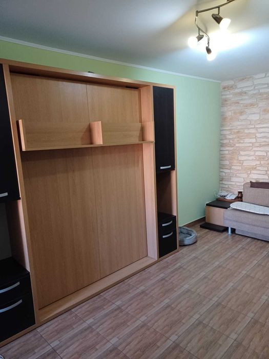 Garsonieră decomandată de inchiriat – 32 mp utili, etajul 7 / 10 Lacul Tei