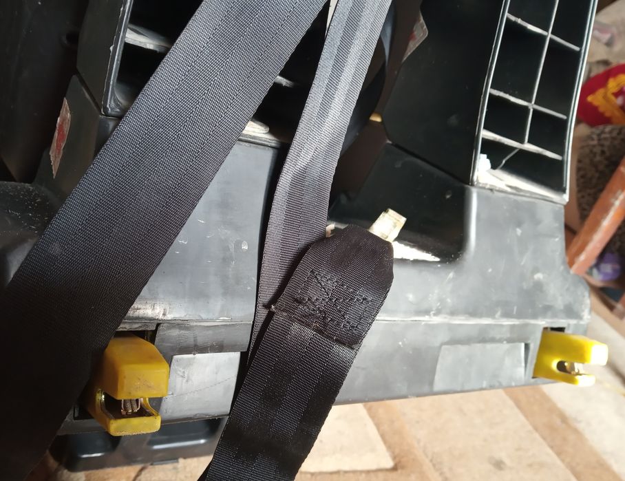 Продам автокресло детское