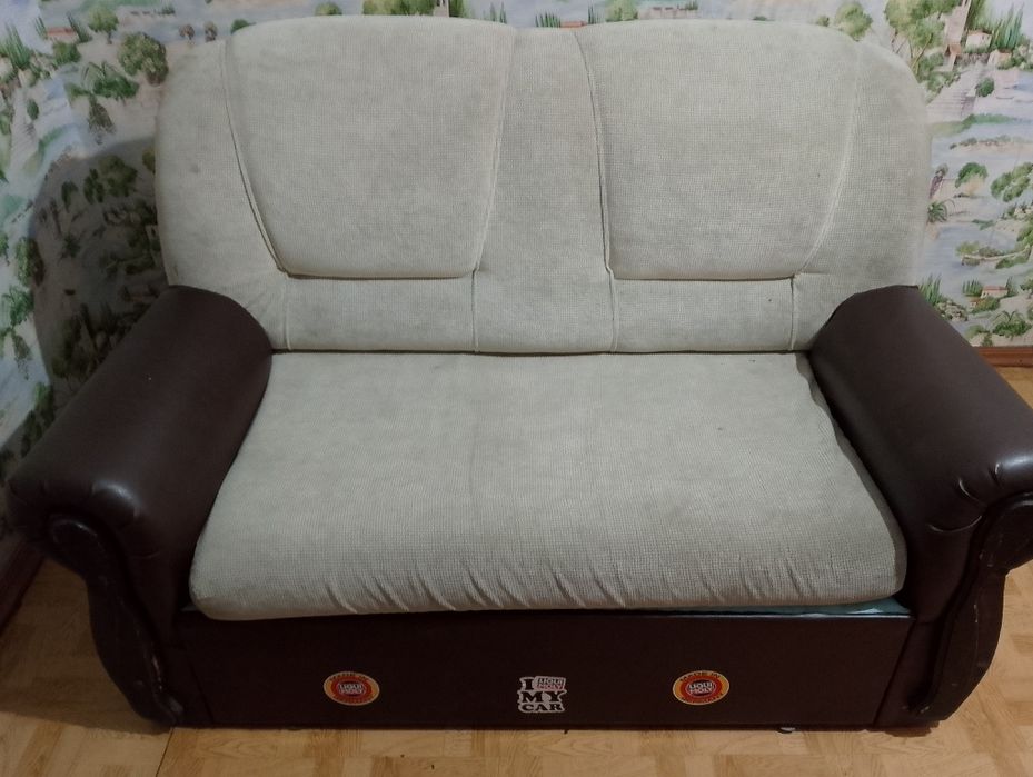 Продам диван б/у