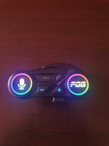 Intercom  Moto handsfree cu Bluetooth si radio fm. 125lei