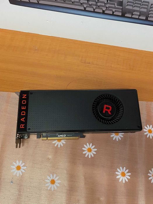 Placa video Radeon RX Vega 64, 8GB, 2048-bit, testate, garantie 6 luni