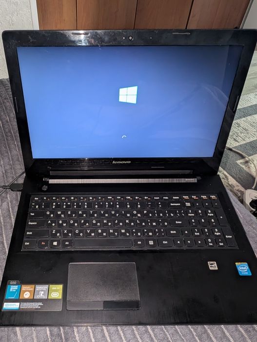 Продам ноутбук Lenovo G50-30.