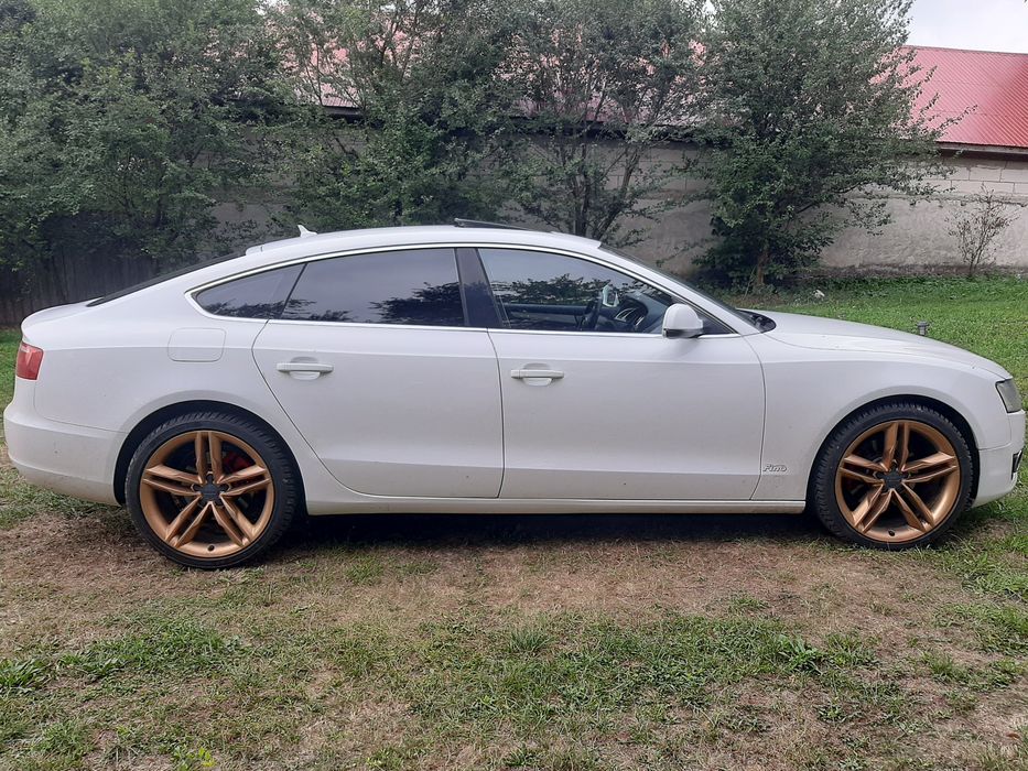 Audi A5 2.0 TDI • 2011