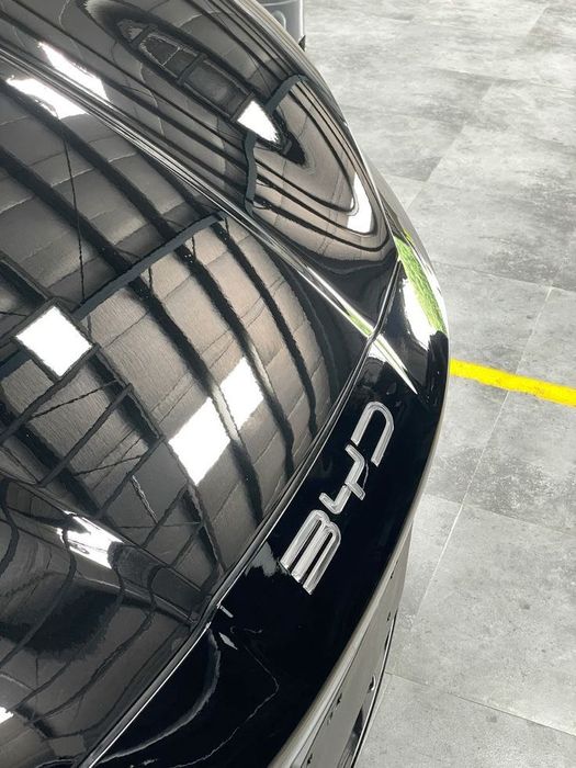 Керамическая защита и блеск без царапин. Роскошь, которую видно.