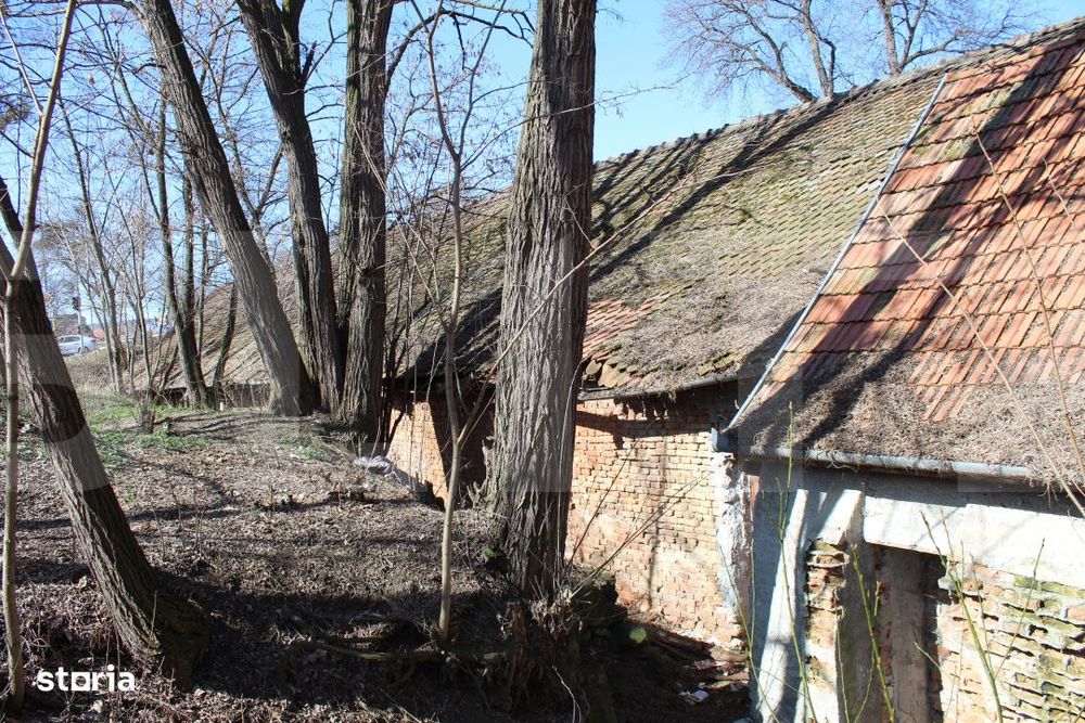 Teren central 1.657 mp cu potential investitional