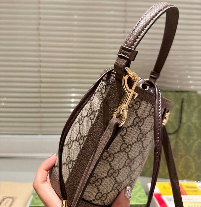 Нова чанта на Gucci