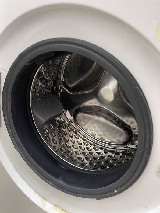 Продается стиральная машина Bosch