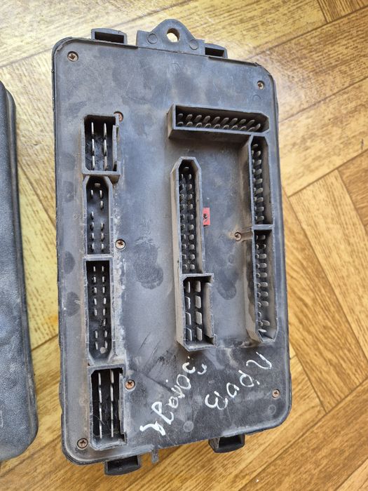 Монтажный блок на ВАЗ