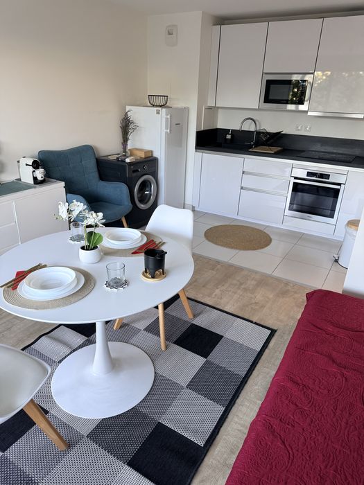 Închiriez apartament mobilat în Strasbourg la doua studente