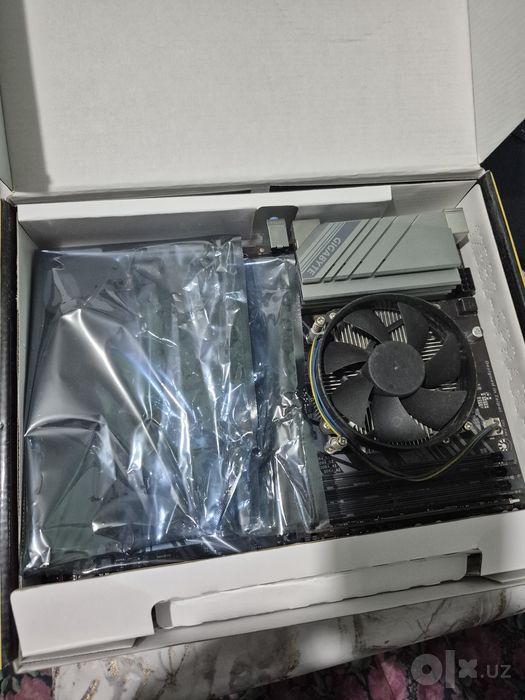 Gigabyte Z390 D materinskiy plata