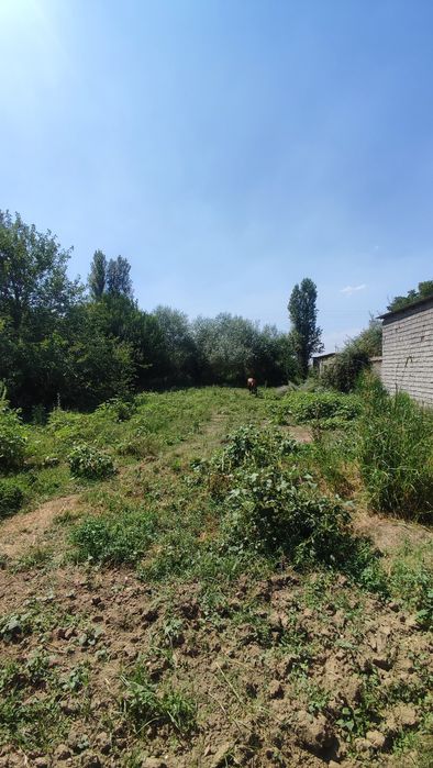 Продам участок 5.5 соток, рядом с Фудсити