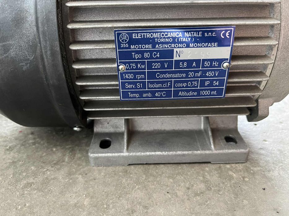 Motor electric  monofazat Nou