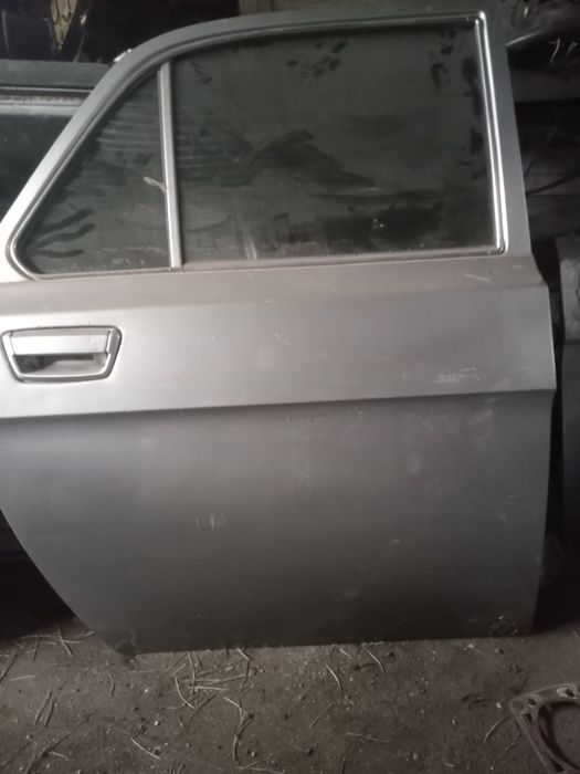 Волга газ 31105.