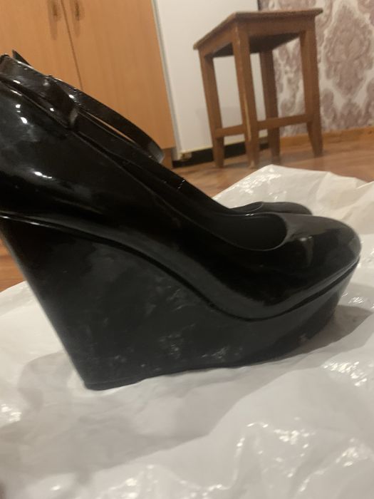 Каблук , туфли, женская обувь