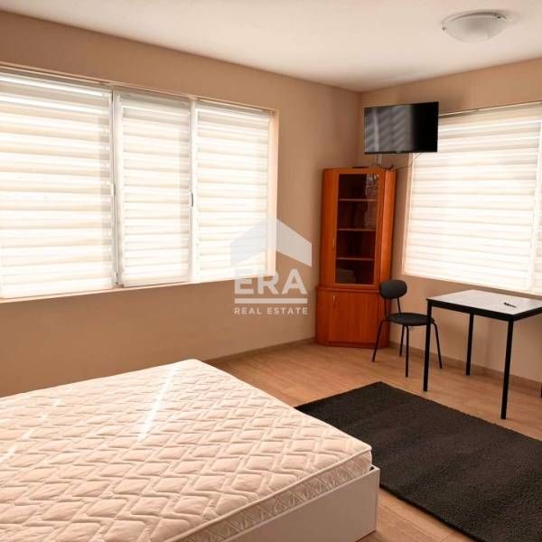 Само в ЕРА! Обзаведен едностаен апартамент за под наем в предпочитанат