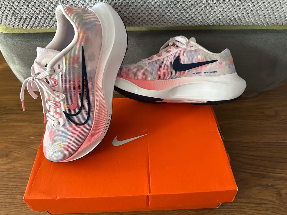 Nike ZoomX маратонки / обувки